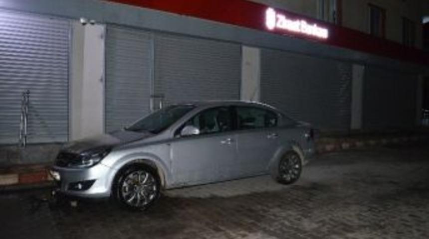 Park Halindeki Ara&ccedil; Kundaklandı