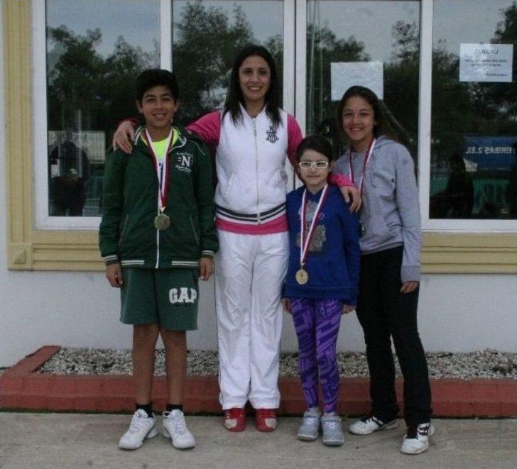 Tenis Kış Turnuvası Sona Erdi G5