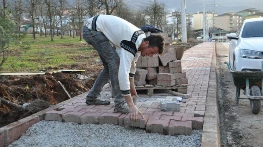 Kartepe Belediyesi Okul Yollarını D&uuml;zenledi