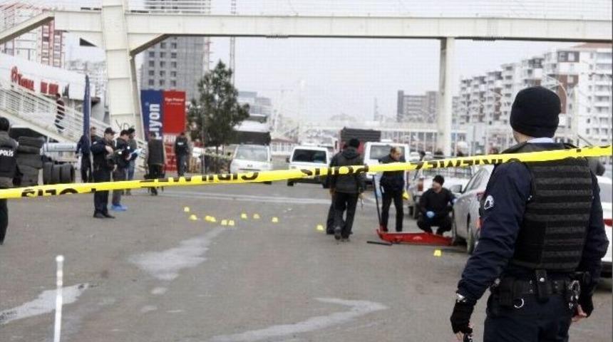 Hırsızlar Polisle &Ccedil;atıştı: 1 Polis Yaralı