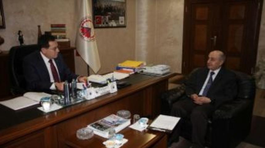 Doğu Karadeniz&rsquo;de 25 Farklı Sekt&ouml;rde &Ccedil;alıştay Yapılacak