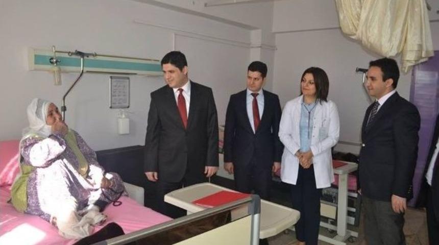Kaymakam Dundar&rsquo;dan Hastalara Ziyaret