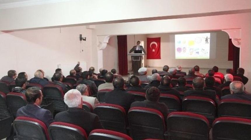 Köy Muhtarları Ve Koruculara Av Mevzuatı Anlatıldı