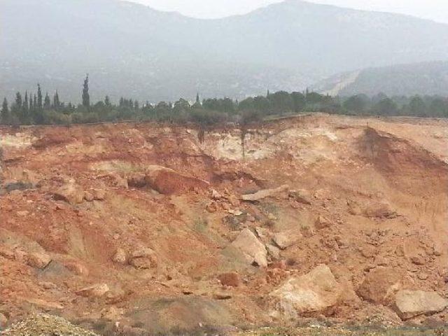 Taş Ocağı Kurulmak Istenen Köyde De Heyelan