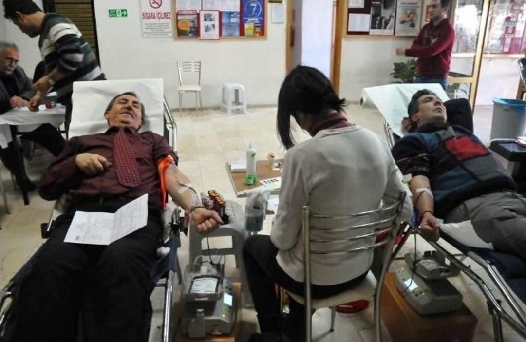 Kızılay&rsquo;ın Kan Bağışı Kampanyasına Destek