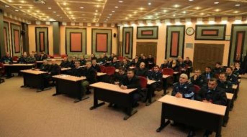 Melikgazi Belediye Zabıta Personeline &rsquo;halkla İlişkiler&rsquo; Semineri D&uuml;zenlendi