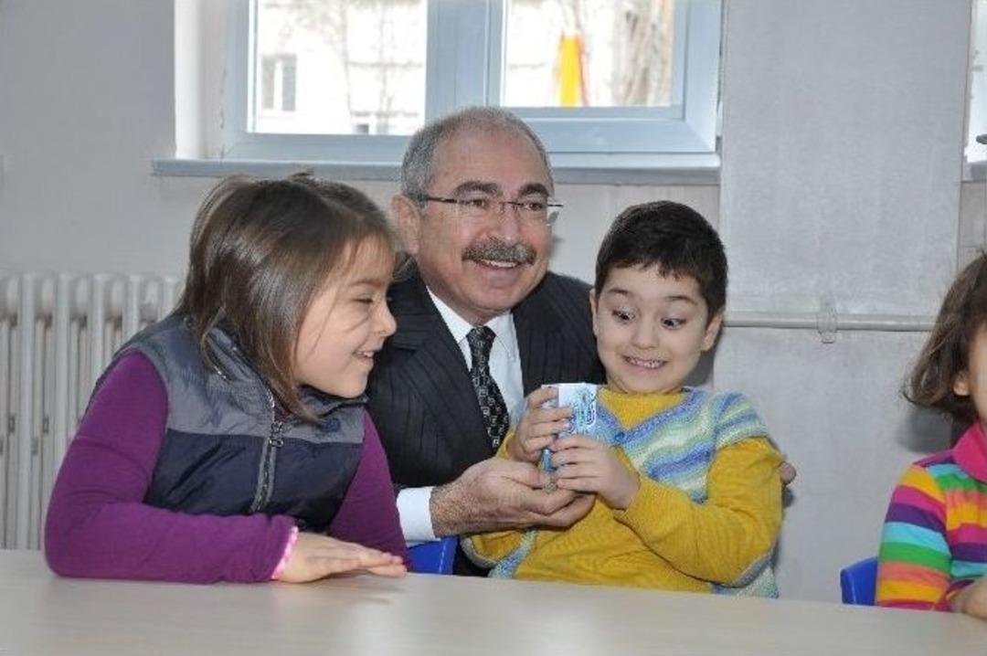 Okul S&uuml;t&uuml; Programı