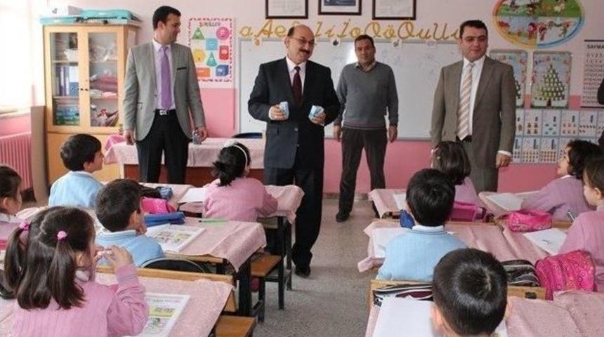 Sungurlu&rsquo;da Okul S&uuml;t&uuml; Dağıtımı Başladı