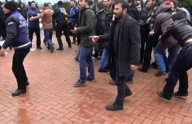 Sakarya Üniversitesi'nde 'katlamalı Harç' Protestosunda Öğrenci Kavgası