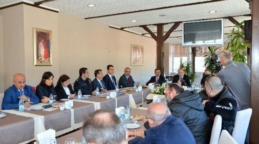 Vali &Ccedil;i&ccedil;ek: &ldquo;muğla Dinamik Ve &Uuml;reten Bir İl&rdquo;