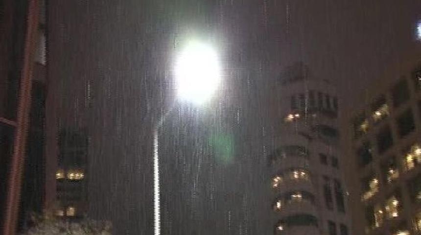 İstanbul'da Sulu Kar Yağışı...