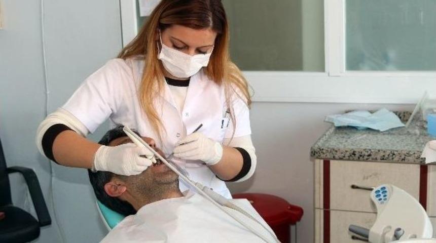 Ağrı&rsquo;ya İlk Periodontoloji Uzmanı Atandı