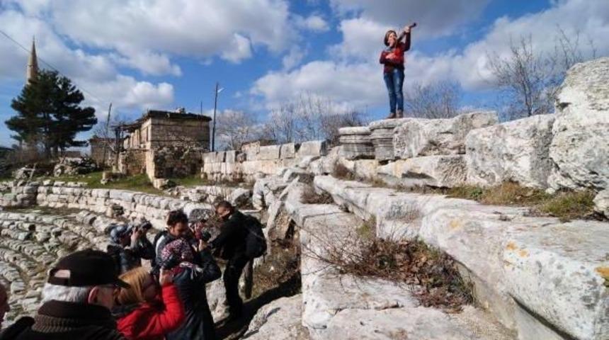 Antik Kente Fotoğraf&ccedil;ı Ilgisi