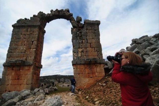 Antik Kente Fotoğrafçı Ilgisi