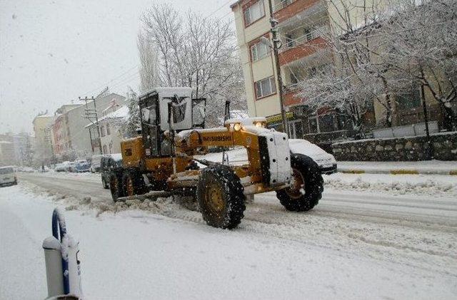 Denizli’de Kar Yağışına İlçelerde Erken Müdahale