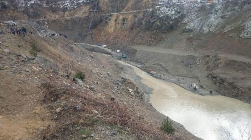 G&uuml;m&uuml;şhane&rsquo;de Feci Kaza: 1 &Ouml;l&uuml;