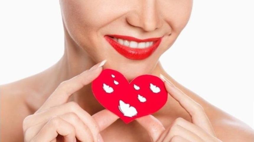 Sevgililer G&uuml;n&uuml;&rsquo;nde En Estetik Hediye