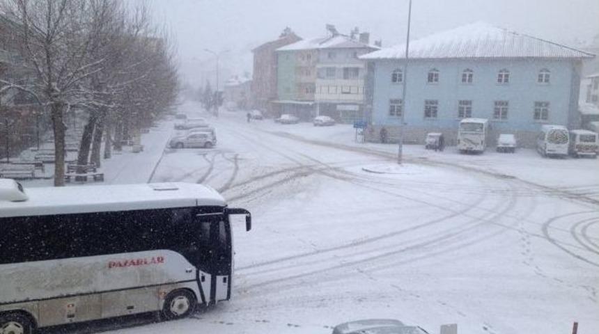 Pazarlar Yine Beyazlara B&uuml;r&uuml;nd&uuml;