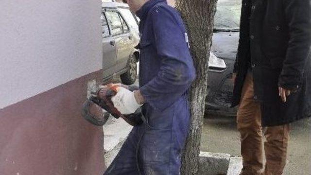 Muratlı’da Belediye Pasajı’nın Dayanıklılığı Ölçülüyor