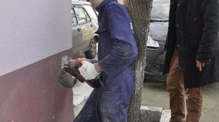 Muratlı&rsquo;da Belediye Pasajı&rsquo;nın Dayanıklılığı &Ouml;l&ccedil;&uuml;l&uuml;yor