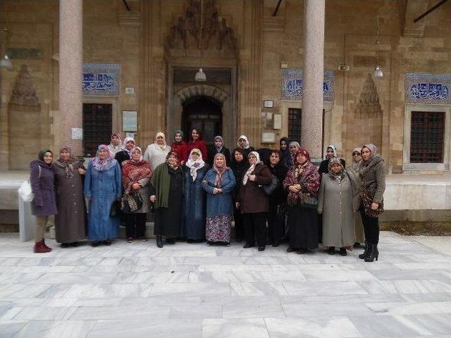 Yunusemre Belediyesi Tarihe Yolculuk Yaptırdı