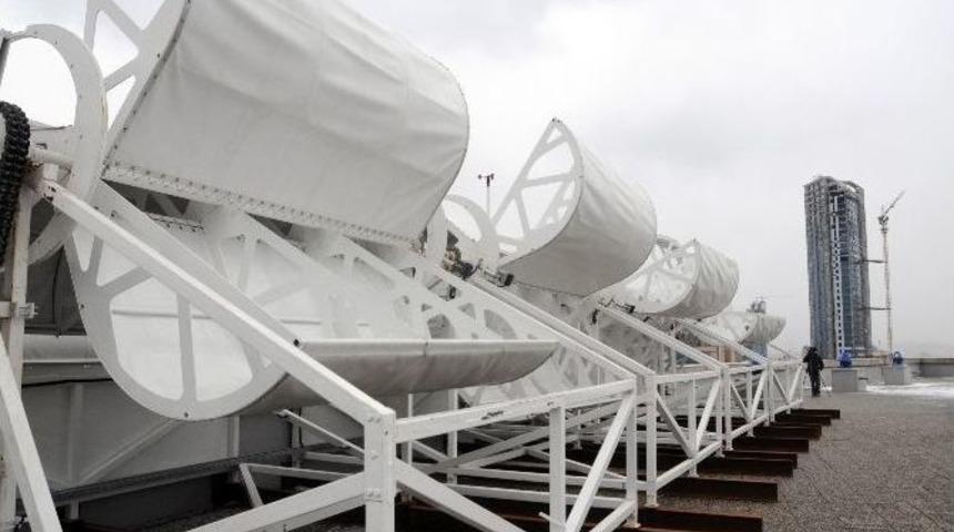 Adalet, Enerjisini Kendi &Uuml;retecek