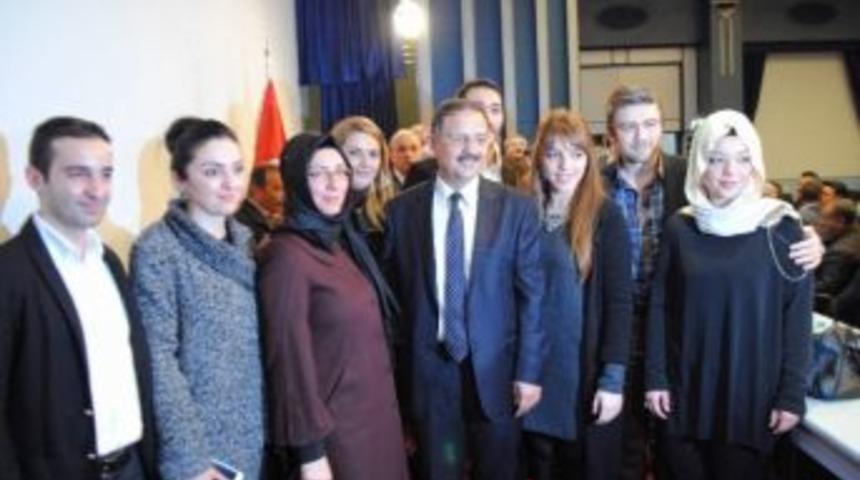 Kayseri B&uuml;y&uuml;kşehir Belediye Başkanı &Ouml;zhaseki Aday Adaylığını A&ccedil;ıkladı