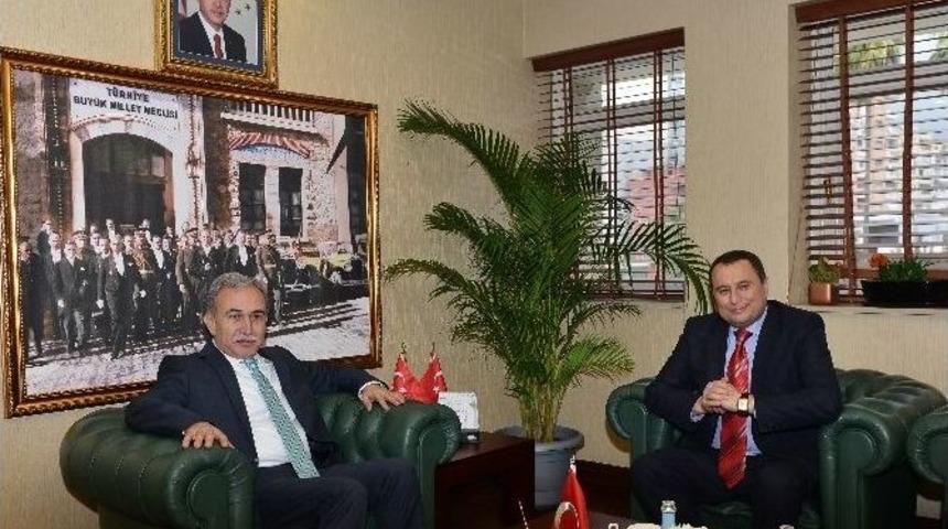 Bulgaristan Heyeti&rsquo;nden Vali B&uuml;y&uuml;k&rsquo;e Ziyaret