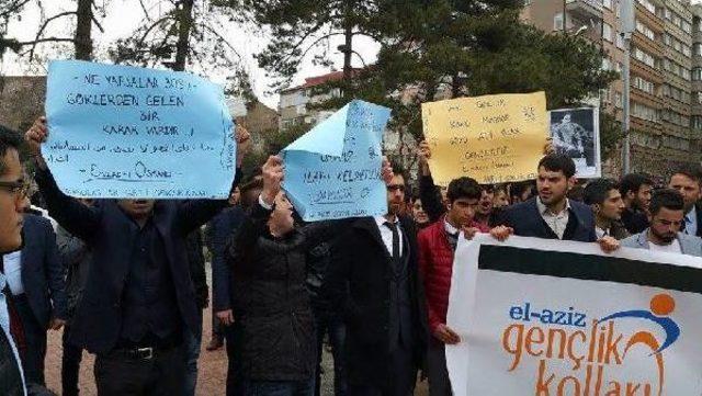 Ak Gençlik Üyeleri, Elazığ'da Abdulhamit Han Için Yürüdü