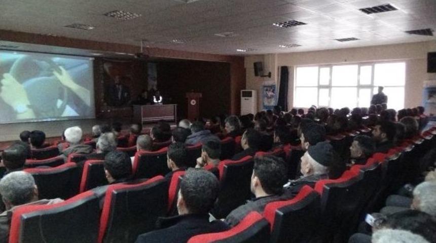 Taşımalı Eğitim Şof&ouml;rlerine S&uuml;r&uuml;c&uuml; Eğitimi Verildi