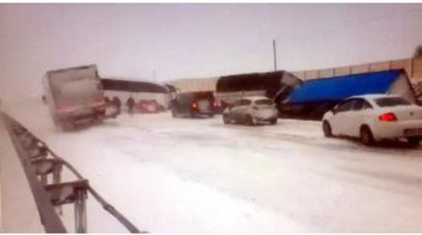 K&uuml;tahya-afyonkarahisar Karayolunda Zincirleme Trafik Kazası