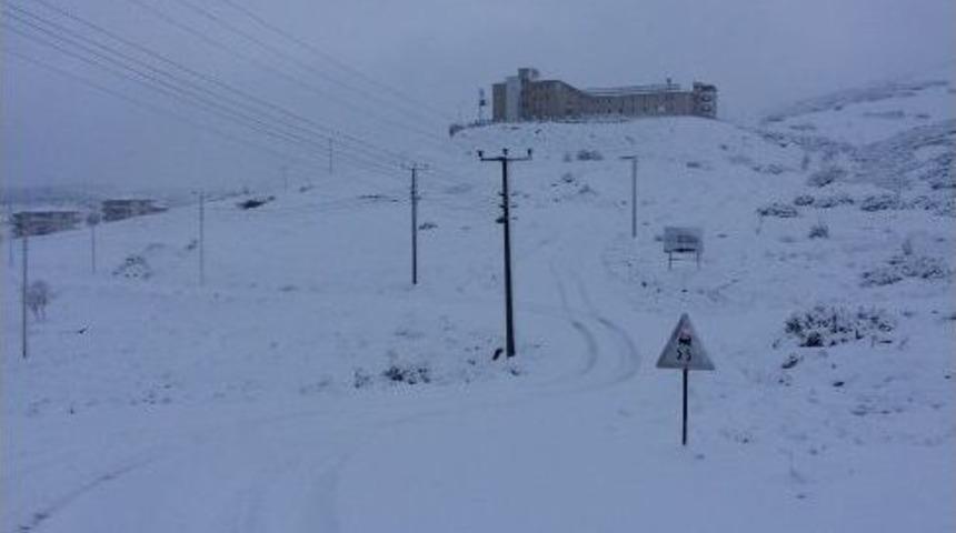 Kula&rsquo;da Okullar 1 G&uuml;n Tatil