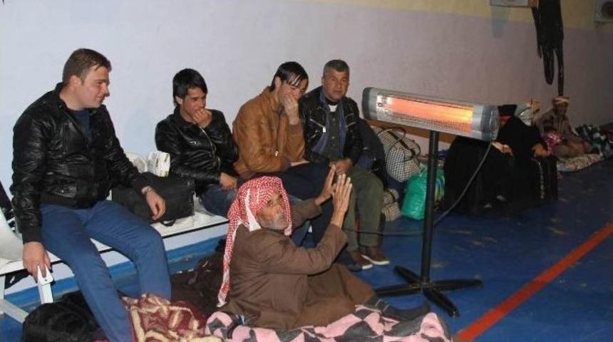 Irak&rsquo;tan Ka&ccedil;an 400 T&uuml;rkmen, Ak&ccedil;akale&rsquo;ye Getirildi