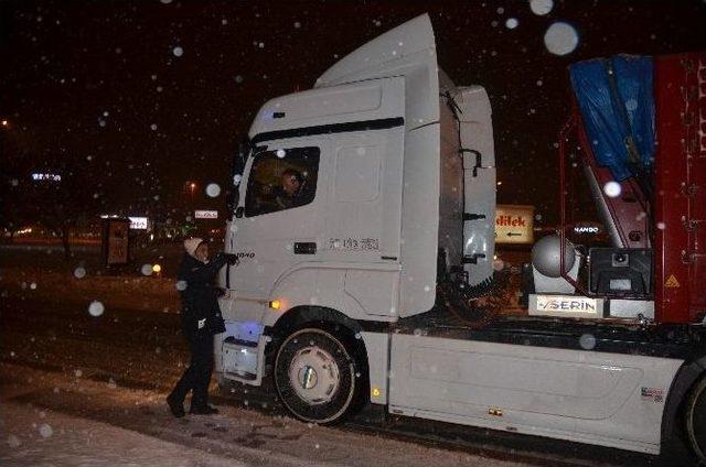 Afyonkarahisar’da Bağlantı Yolları Açık