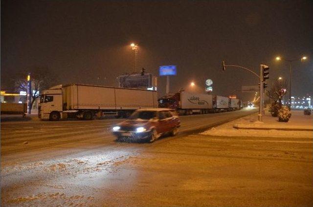 Afyonkarahisar’da Bağlantı Yolları Açık