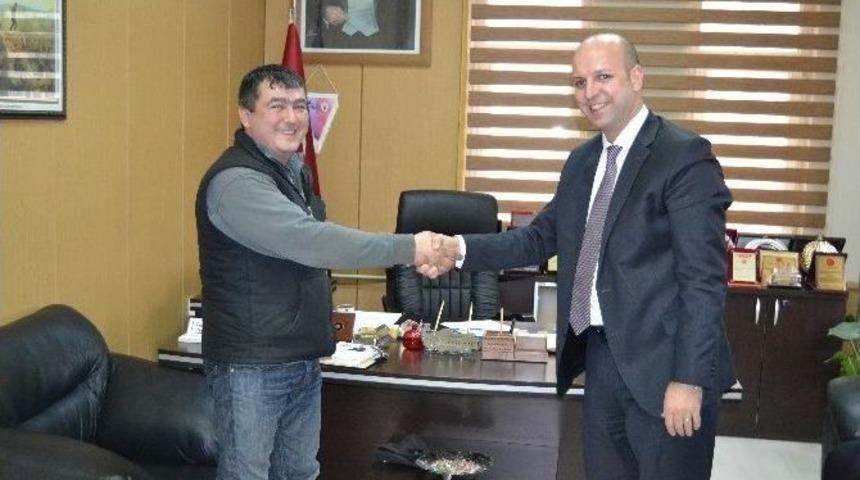 Hayrabolu Belediyesi İle Disk Genel-iş Sendikası Arasında Toplu İş S&ouml;zleşmesi İmzalandı