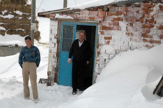 (özel Haber) Köy Yolları Açıldı Hasta Kurtarıldı