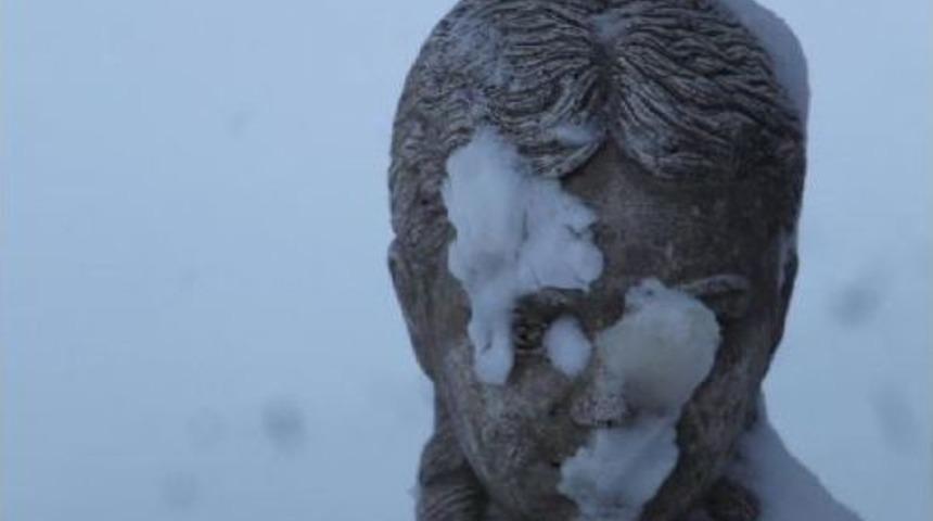 Kardan Bebek Yaptılar