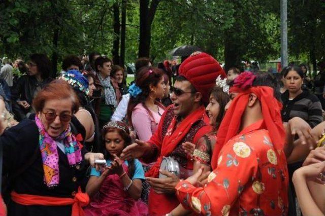 Edirne Valisi: Romanlardan Hafız Yetiştirip, Mehteran Takımı Kurulacağız