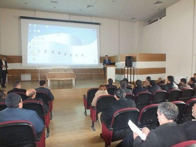 Taşımalı Hizmet Veren Şoförlere Seminer