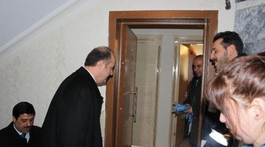 Mamak Belediye Başkanı Akg&uuml;l&rsquo;den Hasta Ziyareti