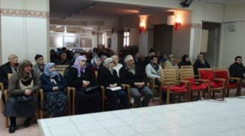 Umreye Gideceklere Eğitim Semineri