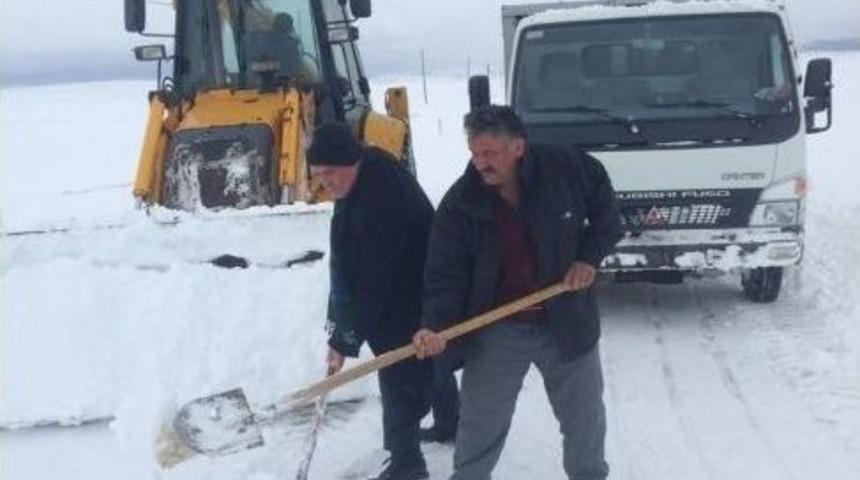 Eskişehir&rsquo;de Kar Ulaşımı Aksatıyor