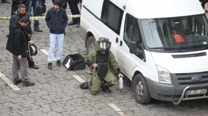Trabzon' Da Ş&uuml;pheli &Ccedil;anta Paniği