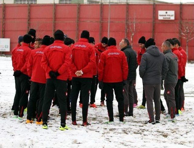 Gençlerbirliği, Eskişehirspor Maçı Hazırlıklarını Tamamladı