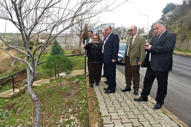 Çiğli’de Mahalle Sorunları Yerinde Tespit Ediliyor