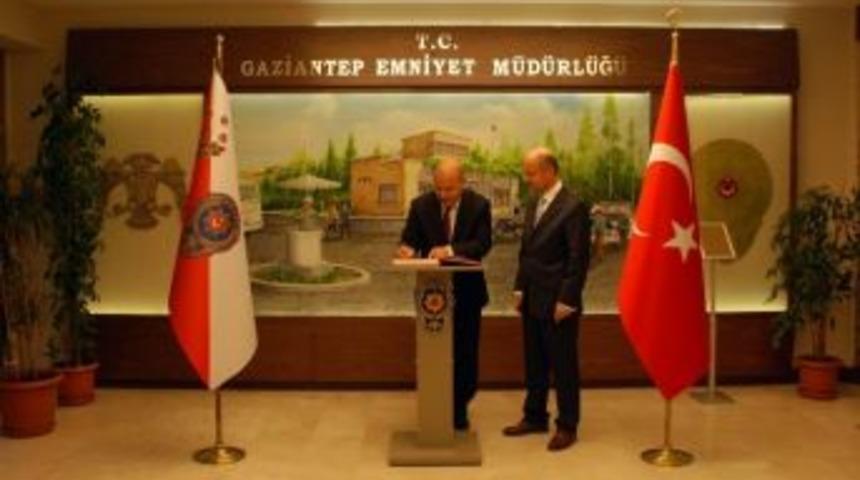 Gaziantep Cumhuriyet Başsavcısı Emniyet M&uuml;d&uuml;r&uuml;n&uuml; Ziyaret Etti