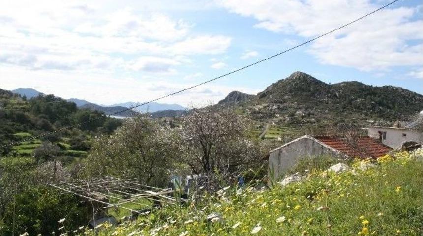 T&uuml;rkiye&rsquo;de Kar Marmaris&rsquo;te Bahar