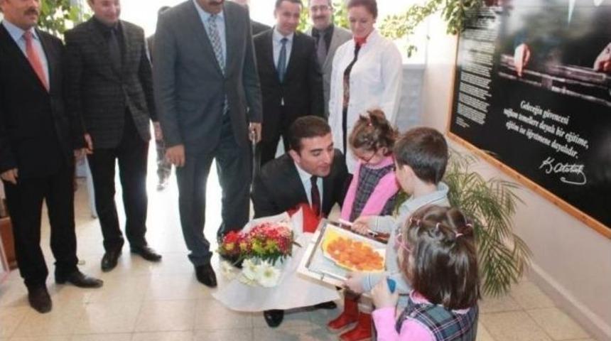 Yardım Dağıtım T&ouml;reni