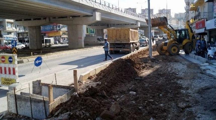 Aski, Kuşadası’nda Taşkına Önlem Alıyor